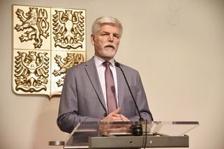 Petr Pavel se naplno pouští do řešení mimořádné valorizace důchodů, vládu tlačí čas